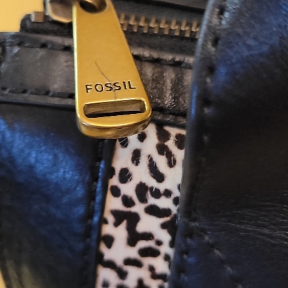 Fossil Black and White Satchel - Picture 16 of 16